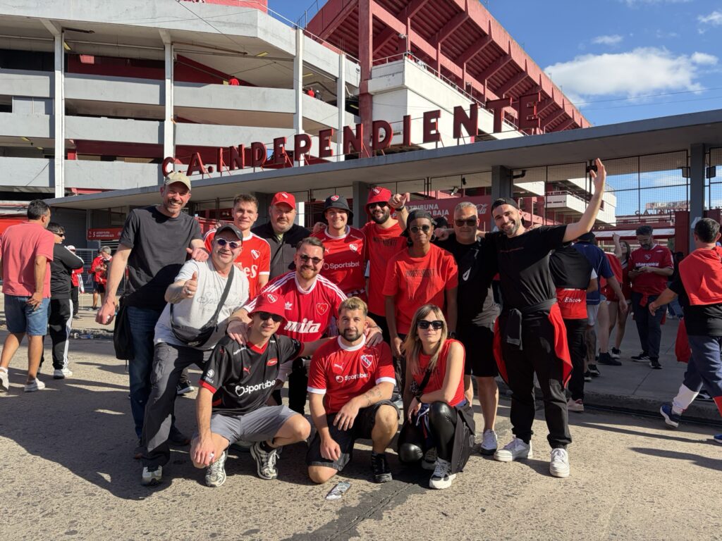 voyage foot en argentine place de match independiente racing clasico avec the fan kultur agence de voyages football